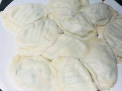 -方国老头包子·39年威海本地老字号•小船海鲜疙瘩汤