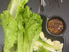 -许哥东北烧烤·铁丳烤串·宫后夹肉(繁花中心店)