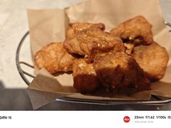 -必胜客(尹山湖歌林公园店)