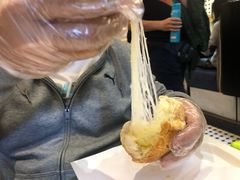 人气首发拉丝菠萝包-潮庭港式茶餐厅·熊仔奶茶(同济广场店)
