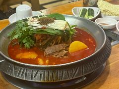 -喇喇排骨火锅·传统韩式脊骨汤(望京西园总店)