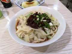 -尝回头贵阳牛肉米粉(中和店)
