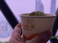 -东方明珠·空中旋转餐厅