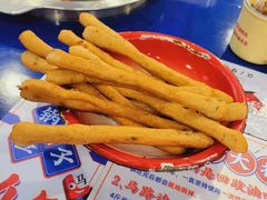 -马路边边串串香(苗栗路店)