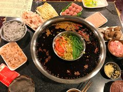 -邓莽子老火锅(中兴路总店)