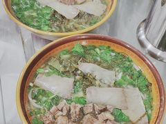 -花溪牛肉粉(八鸽岩店)