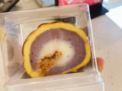 虎皮香芋肉松奶冻卷-顶东面包花园·生日蛋糕(世博店)