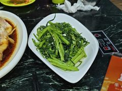 -小海豚•老字号海鲜餐厅(天涯店)