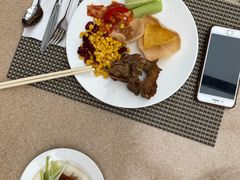 -亮马河饭店翠雅咖啡厅