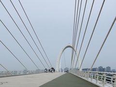 -南京眼步行桥