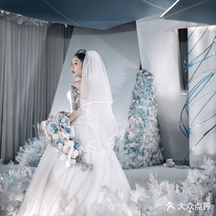 成都婚礼[K歌]花臂新娘的超酷现场