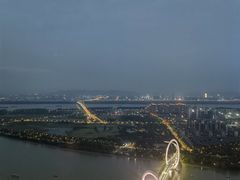-南京眼步行桥