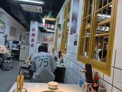 -芈重山老火锅(广州首店)