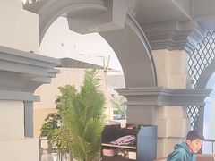 -必胜客(砂之船中东奥莱店)