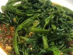 剁椒藤菜-洪霞餐馆