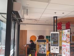 -麦当劳(玉桥中路店)
