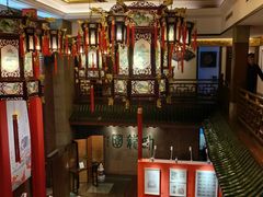 -梅龙镇酒家(南京西路总店)