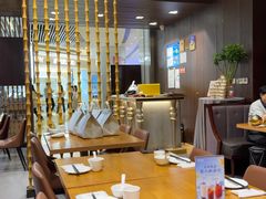 -乐忻皇朝(上海中心大厦店)