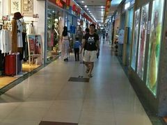 -解放路步行街                