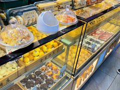 面包甜点陈列柜-金麦呈饼庄(铁西新玛特店)