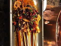 -沪小二炭火蛙锅(淮海中路美食不夜城店)