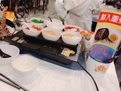 -鲜入围煮花胶鸡海鲜火锅