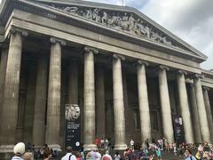 -UCL Main Library