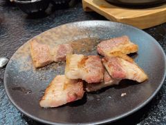 -喵小乙碳火烤肉(大坪协信星光天地店)