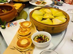 摩登粑粑-石屏会馆