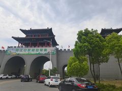 -丹水桥地锅鱼·翘嘴鲌·地方特色全鱼宴(丹江口大坝店)