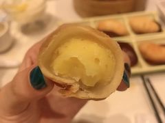 榴莲千丝酥-稻香酒家·34年老字号·港式粤菜(汉街店)