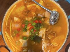 肥肠蹄花锅-马头巷·食景园(苏州总店)