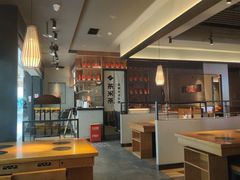 -呷哺呷哺(融创茂店)