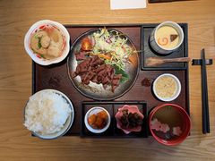 岩烧雪花牛肉定食-味太助·银饭食堂(中华城店)