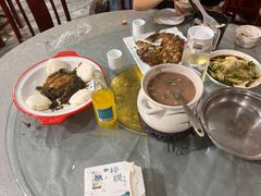 -梓檚中餐厅湖北菜小龙虾武昌鱼排骨藕汤(黄鹤楼店)