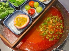 -楠小云·云南鲜菌·鲜牛自助火锅(九眼桥店)