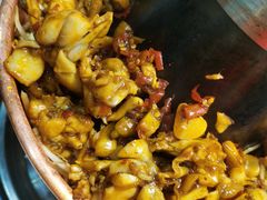 -超越炭火牛蛙火锅鸡(河东店)