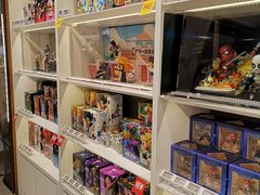 -泡泡玛特POPMART(蓝色港湾店)