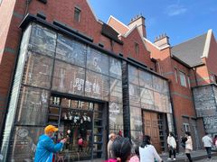 -钟书阁(松江泰晤士小镇店)