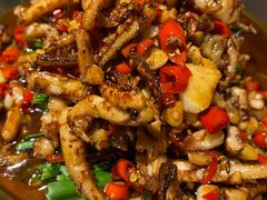 -费大厨辣椒炒肉(高铁吾悦广场店)