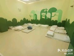 -Nice mama奈思妈妈婴幼儿托育中心(五缘湾中心店)