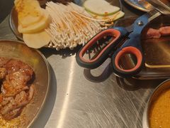 -胡悦里韩式烤肉(芝罘万达广场店)