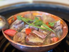 藏香猪腊排骨火锅-顺顺小吃(独克宗古城店)