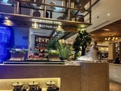 -雍和会海鲜姿造自助(湖东路店)