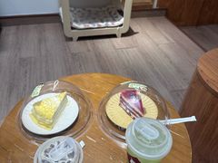 -有猫主题·治愈系猫咖(曾厝垵店)