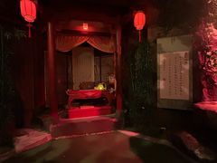 -暴风岛沉浸式体验馆(百联世纪店)