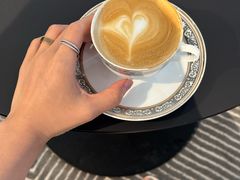 -浙江星杭奔驰4S店(海创园店)