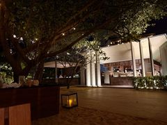 -三亚艾迪逊酒店·海滩烧烤 BARBACOA·现场乐队·浪漫晚餐·烧烤海鲜