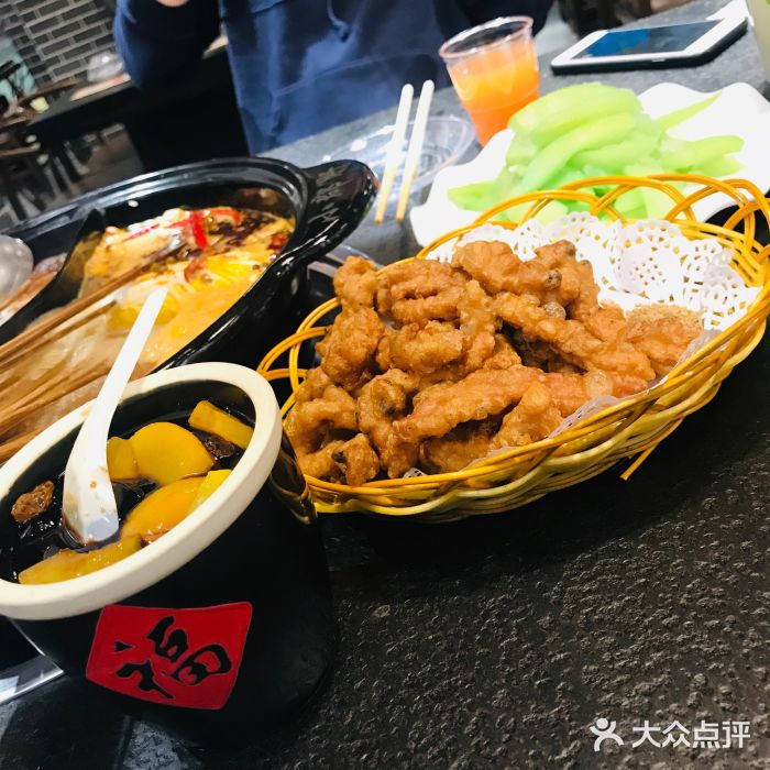 五味缘小郡肝串串香(中国铁建广场店)图片