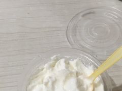 -雪露酸奶